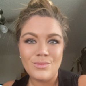 Meet your Posher, Whitney